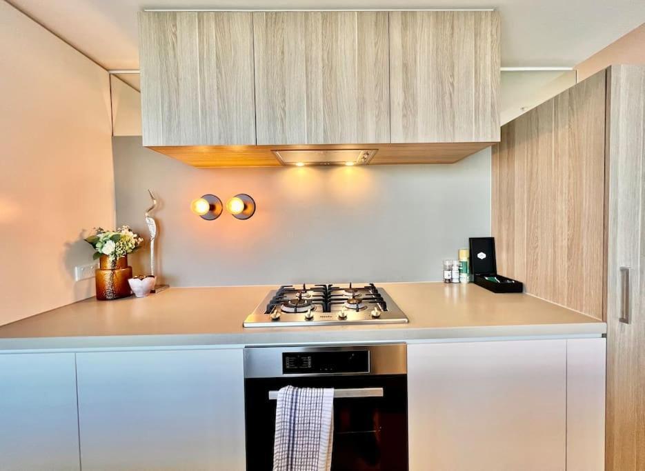 Highrise Best Location 2Baths Melbourne Buitenkant foto